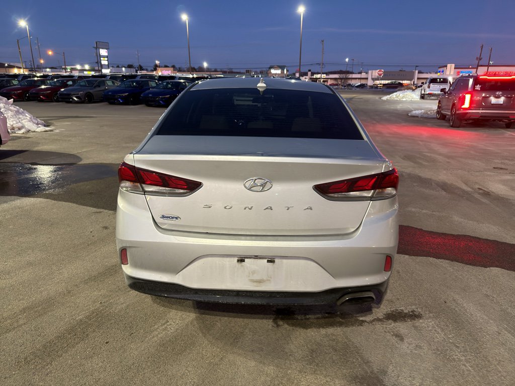 Used 2018 Hyundai Sonata SEL image 4