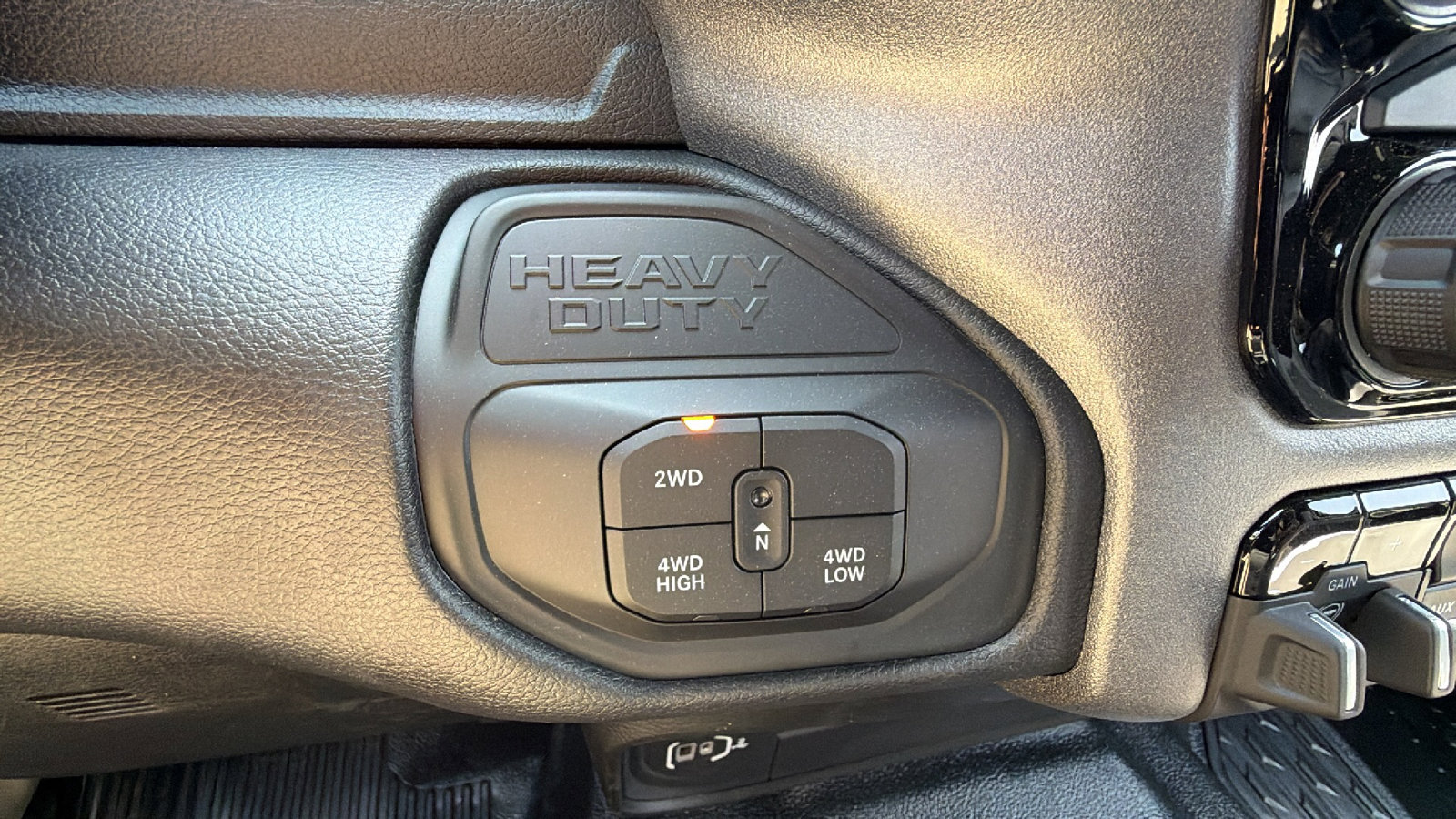 New 2026 RAM 4500 Tradesman w/ Chrome Appearance Group AWD/4WD image 27