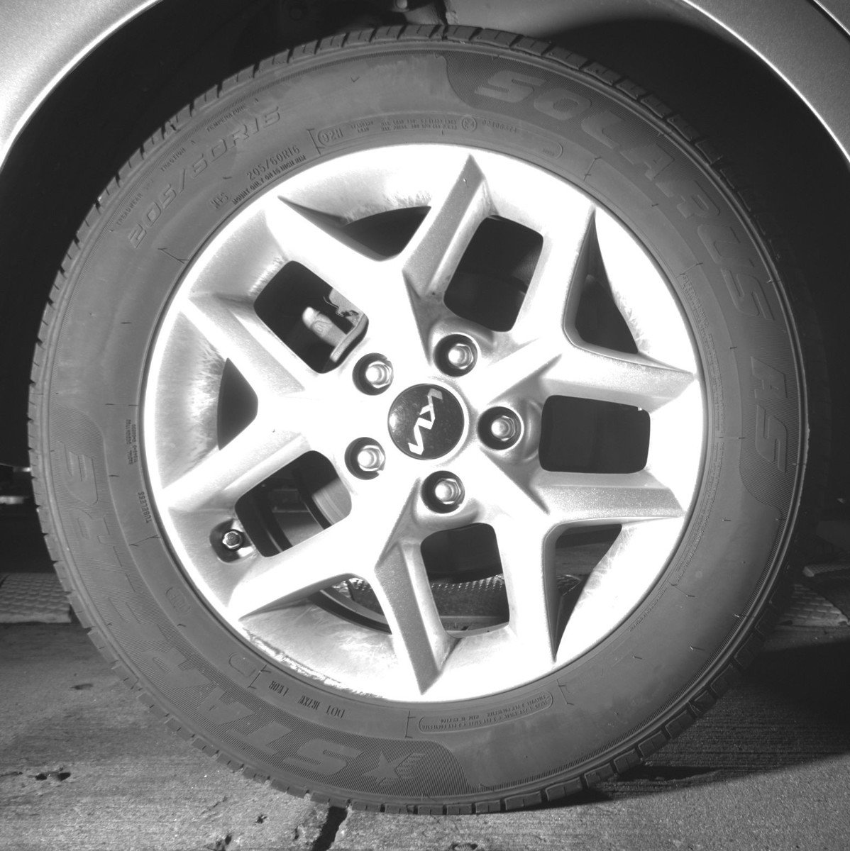 Used 2025 Kia Soul LX w/ LX Technology Package FWD image 15