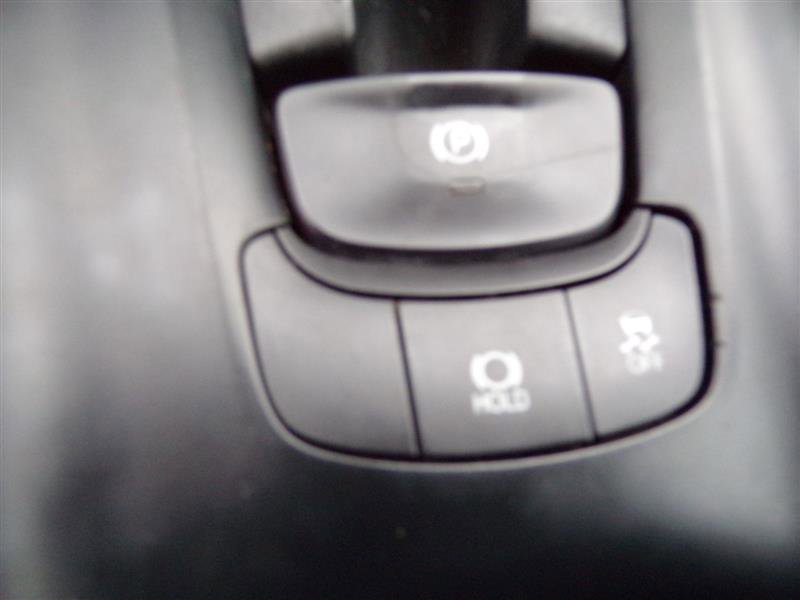 Used 2018 Toyota C-HR XLE image 32