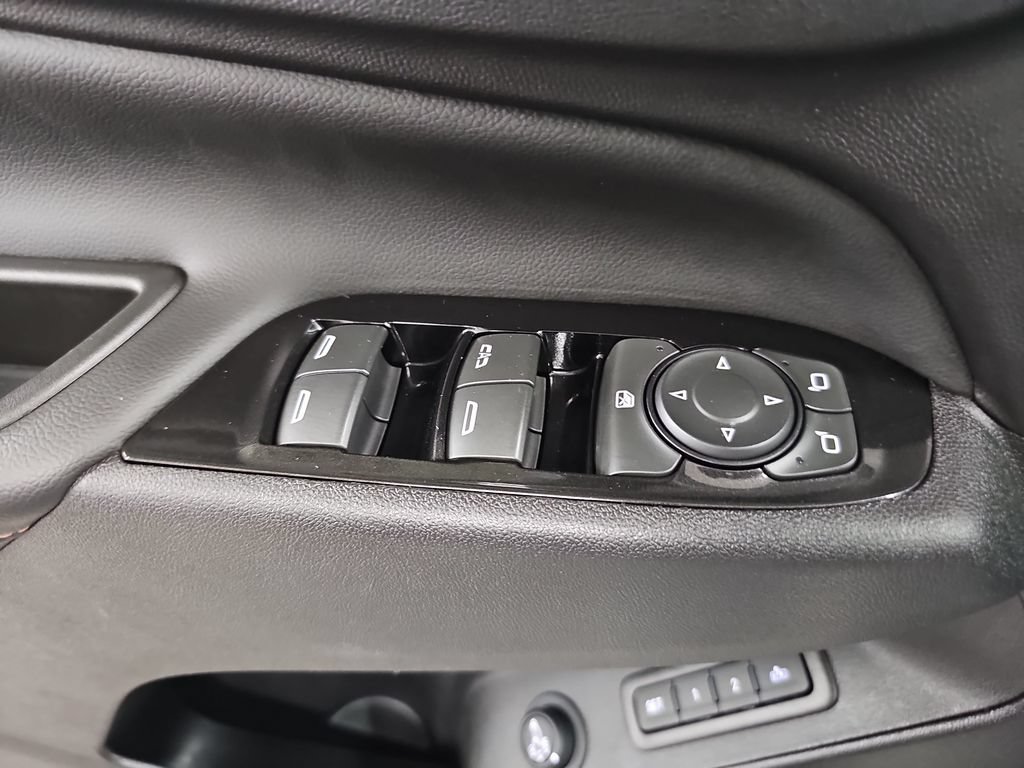 Used 2022 Chevrolet Equinox Premier AWD/4WD image 29