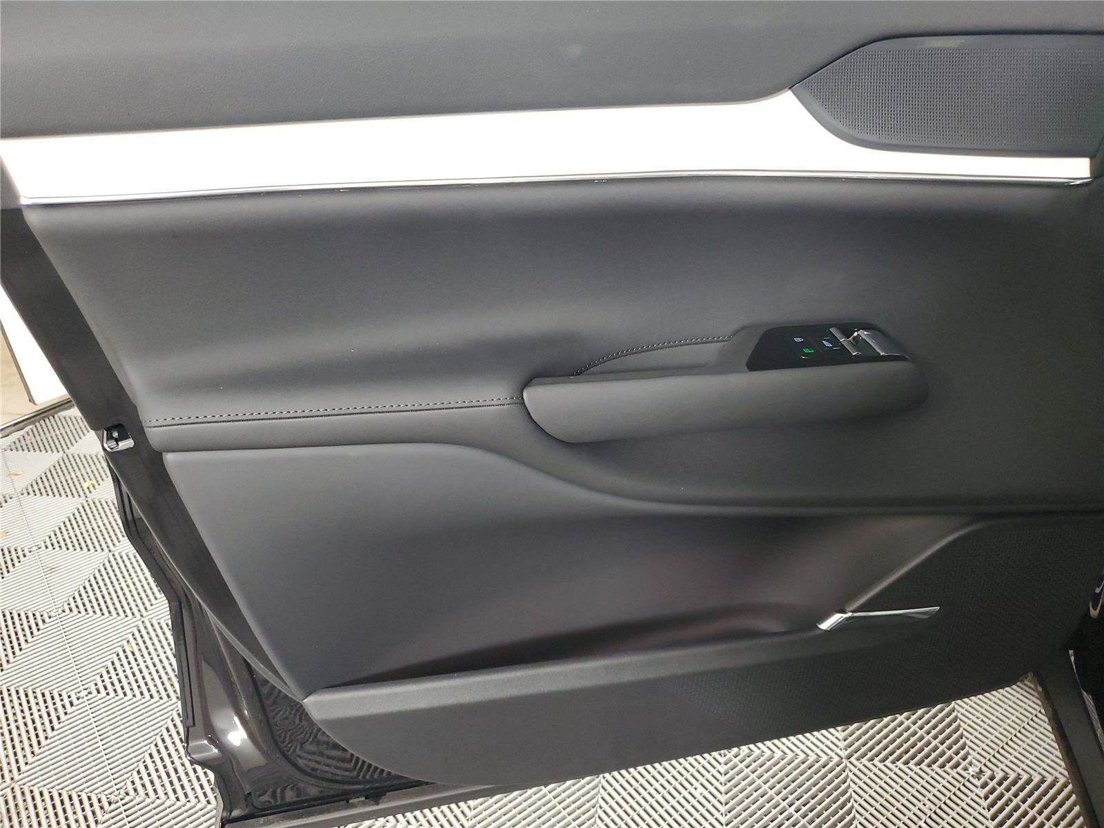 New 2026 Volvo EX90 Ultra AWD/4WD image 18