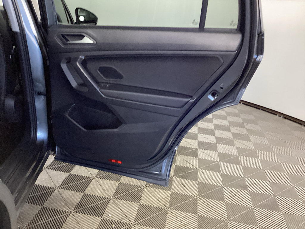 Used 2021 Volkswagen Tiguan S AWD/4WD image 10