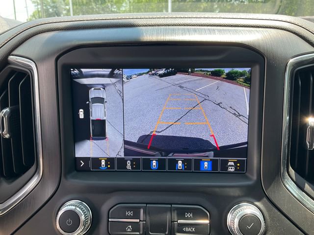 Used 2022 GMC Sierra 2500 AT4 w/ AT4 Premium Plus Package AWD/4WD image 17