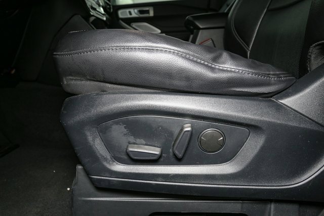 Used 2022 Ford Explorer Limited w/ Limited Technology Package image 39