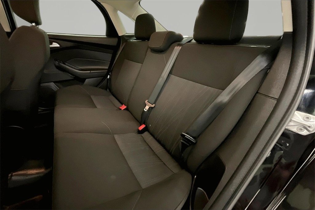 Used 2018 Ford Focus SE image 19