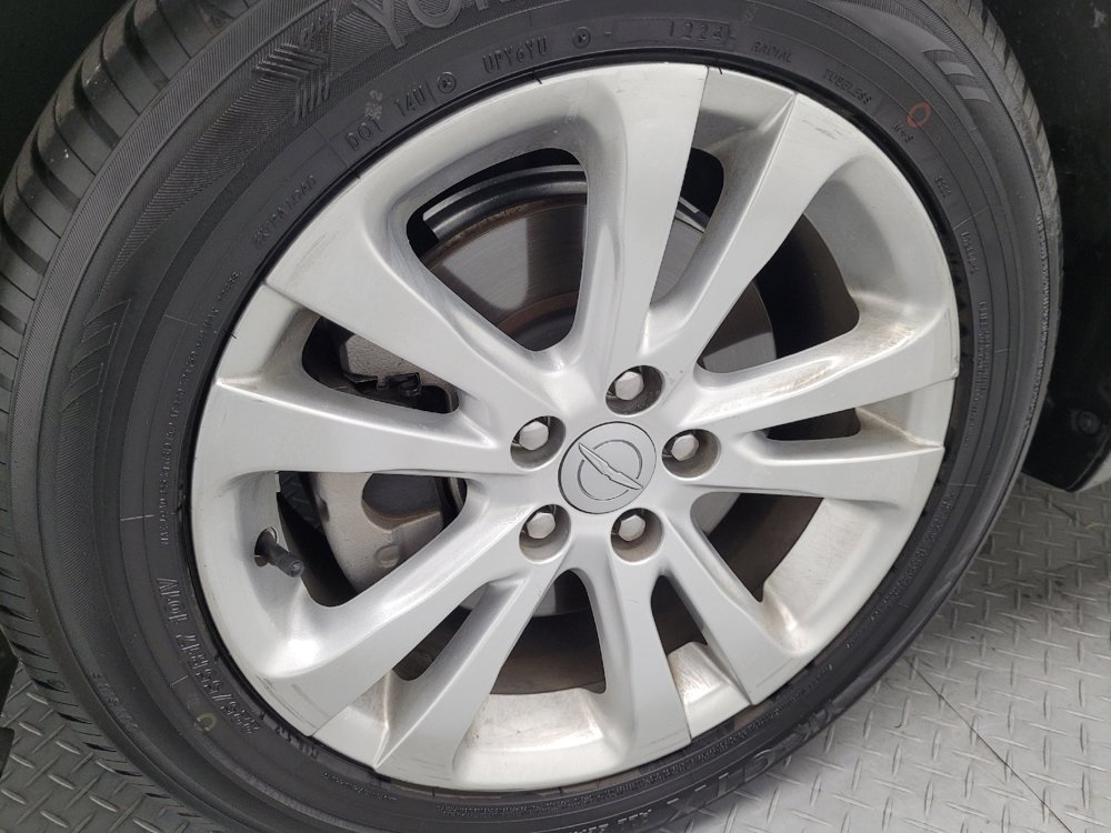 Used 2015 Chrysler 200 Limited FWD image 31