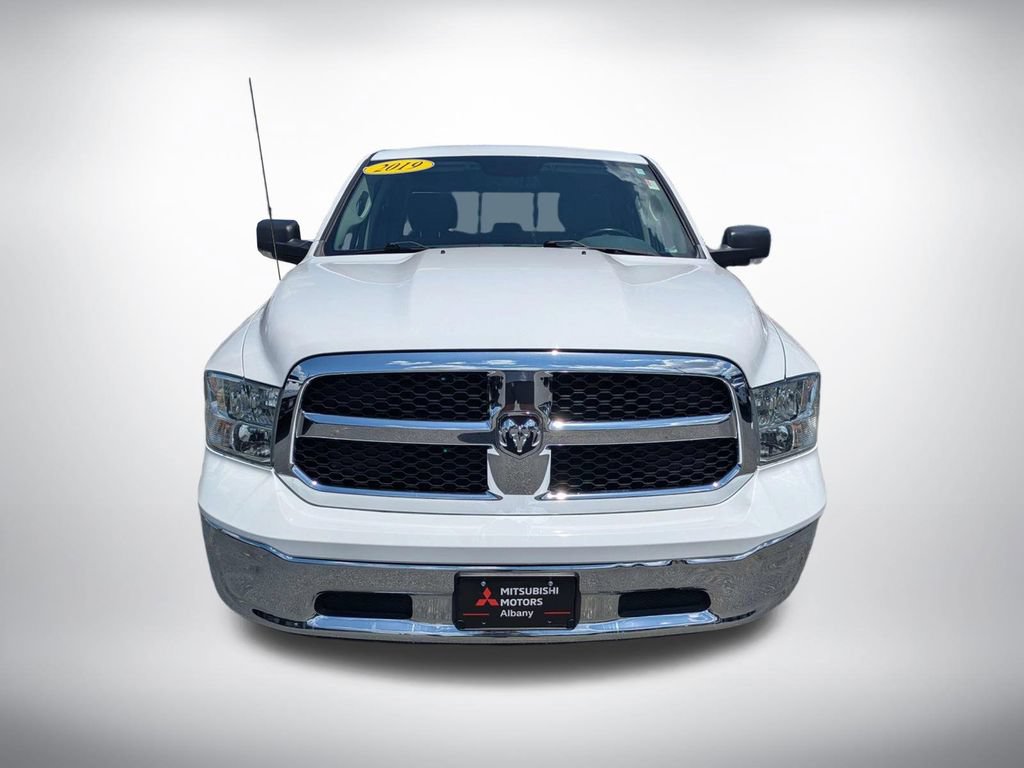 Used 2019 RAM 1500 Classic SLT w/ Luxury Group AWD/4WD image 8