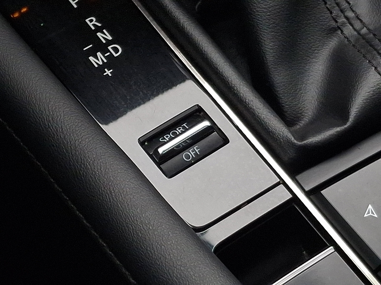 Used 2021 MAZDA MAZDA3 s image 25