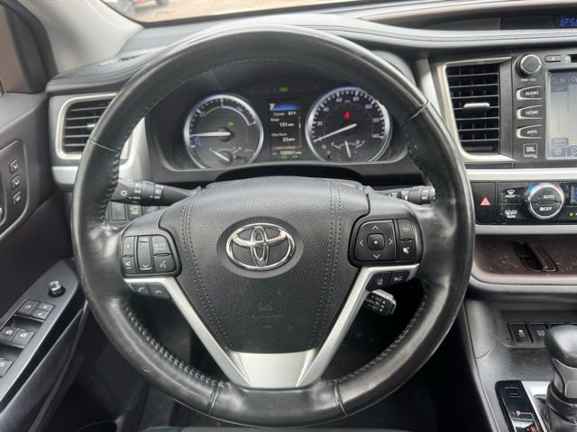 Used 2017 Toyota Highlander Limited Platinum AWD/4WD image 20