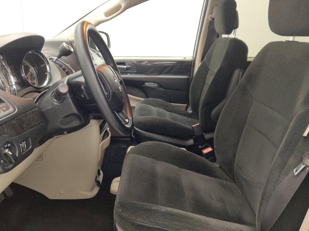 Used 2016 Dodge Grand Caravan SE w/ Quick Order Package 29E SE FWD image 17