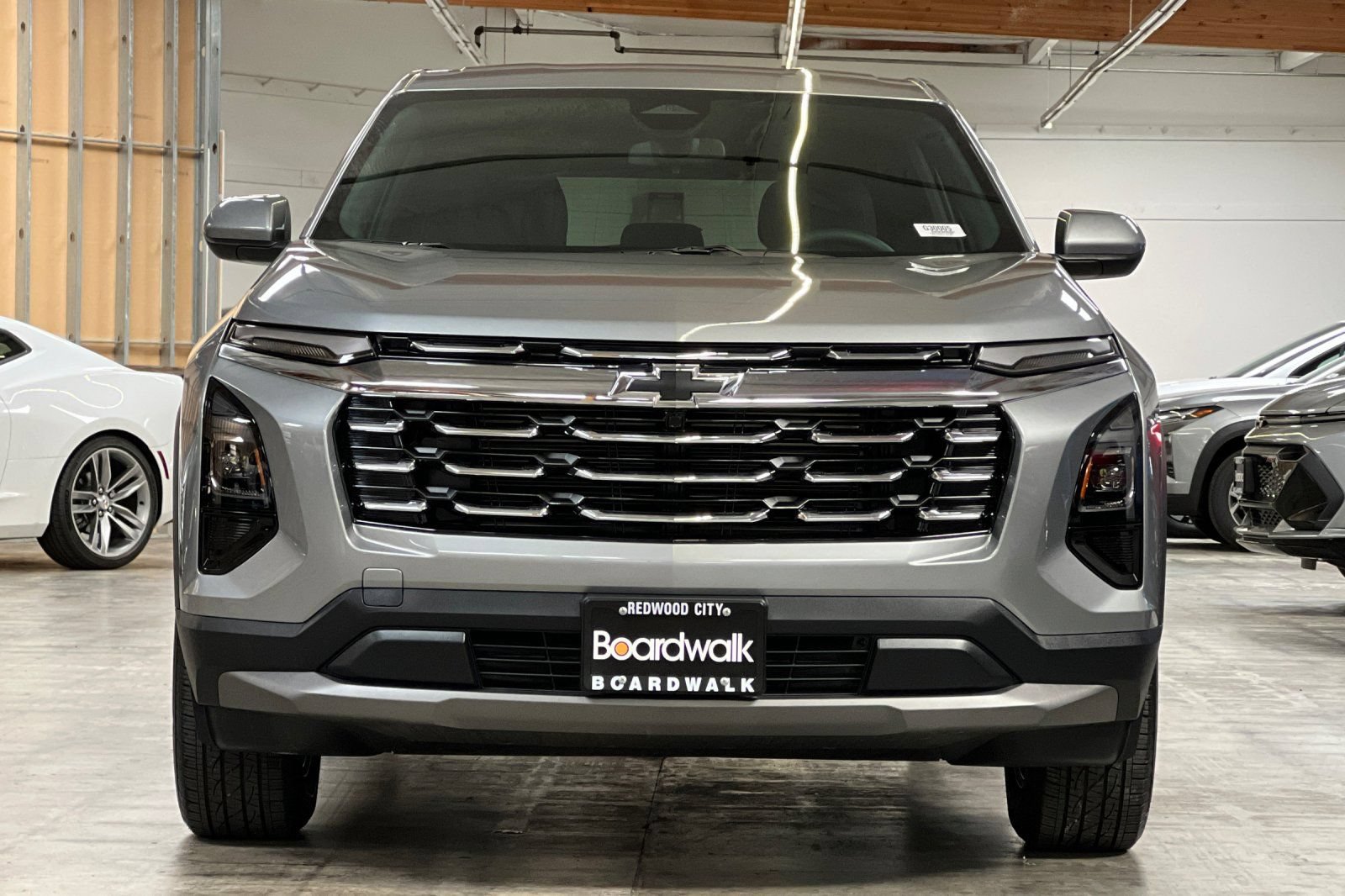 Used 2026 Chevrolet Equinox LT FWD image 9
