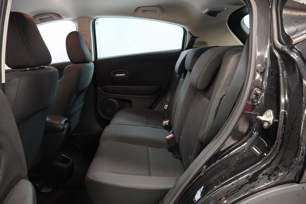 Used 2017 Honda HR-V LX image 24