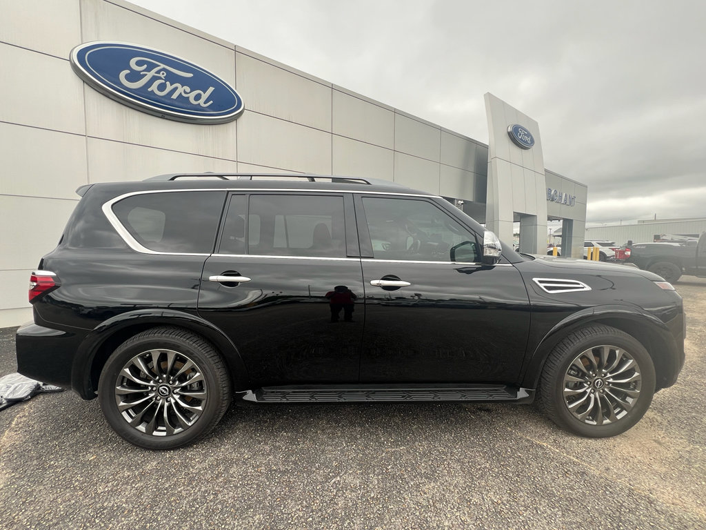 Used 2024 Nissan Armada Platinum w/ Captain's Chairs Package AWD/4WD image 10