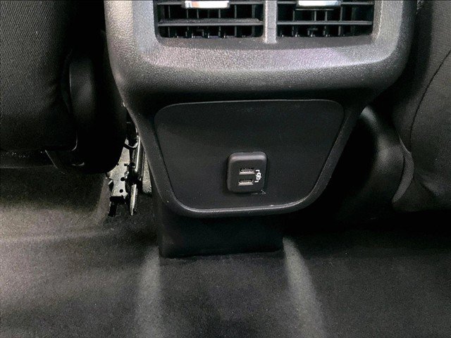 Used 2019 Chevrolet Equinox LT FWD image 24