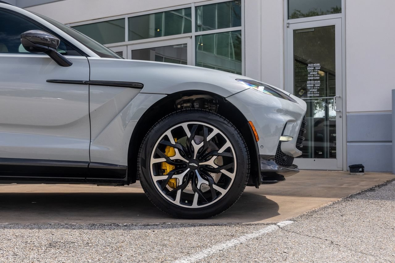 Used 2023 Aston Martin DBX 707 AWD/4WD image 7