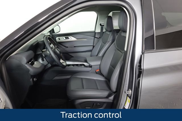 New 2026 Ford Explorer Active w/ Active Comfort Package image 25