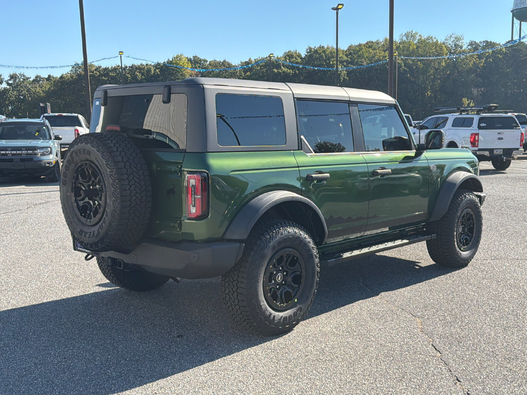 Used 2023 Ford Bronco Wildtrak AWD/4WD image 7