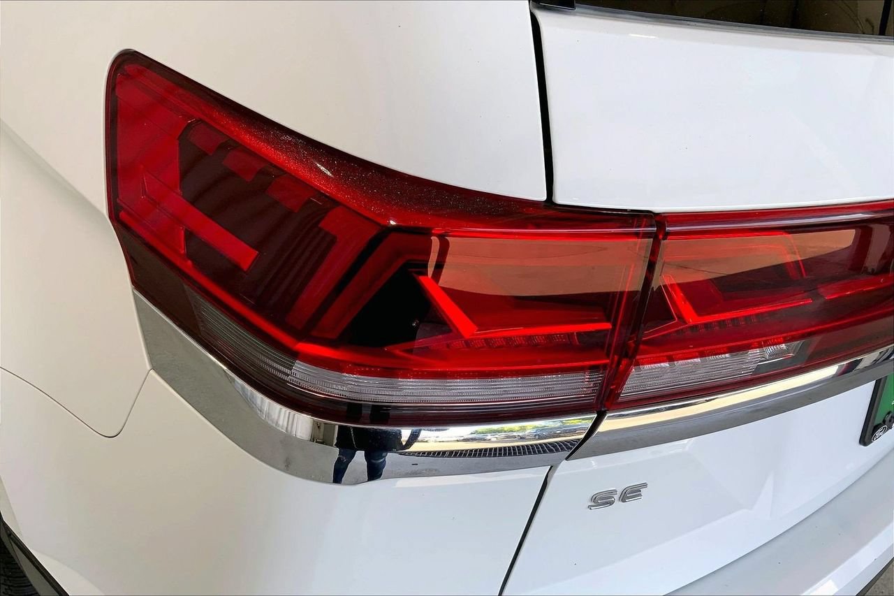 Used 2024 Volkswagen Atlas SE FWD image 29