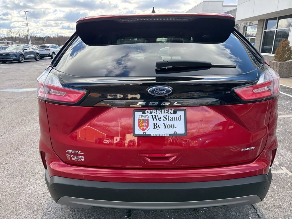 Used 2022 Ford Edge SEL w/ Convenience Package image 4