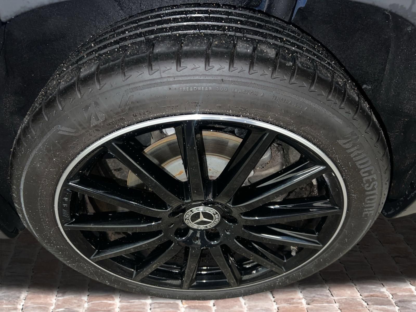 Used 2023 Mercedes-Benz GLB 250 image 24