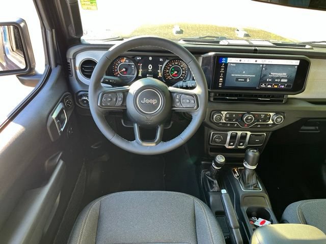 Certified 2025 Jeep Wrangler Sport AWD/4WD image 22