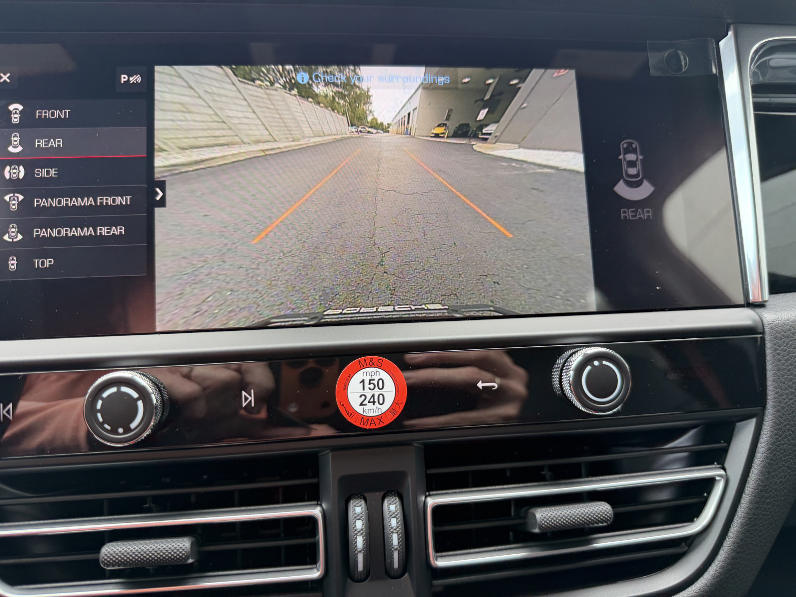 New 2026 Porsche Macan AWD/4WD image 28