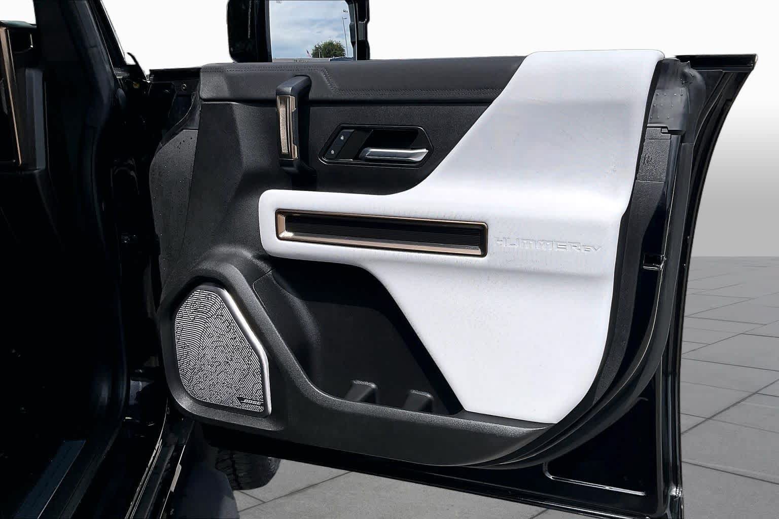 Certified 2024 GMC Hummer EV 2X AWD/4WD image 19