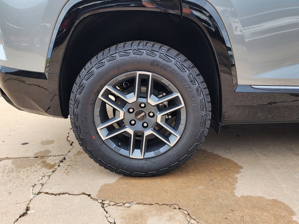New 2026 GMC Terrain AT4 w/ Convenience Package III image 53