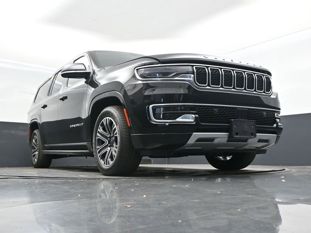 Used 2024 Jeep Wagoneer L Series II w/ Flexible Seating Group image 46