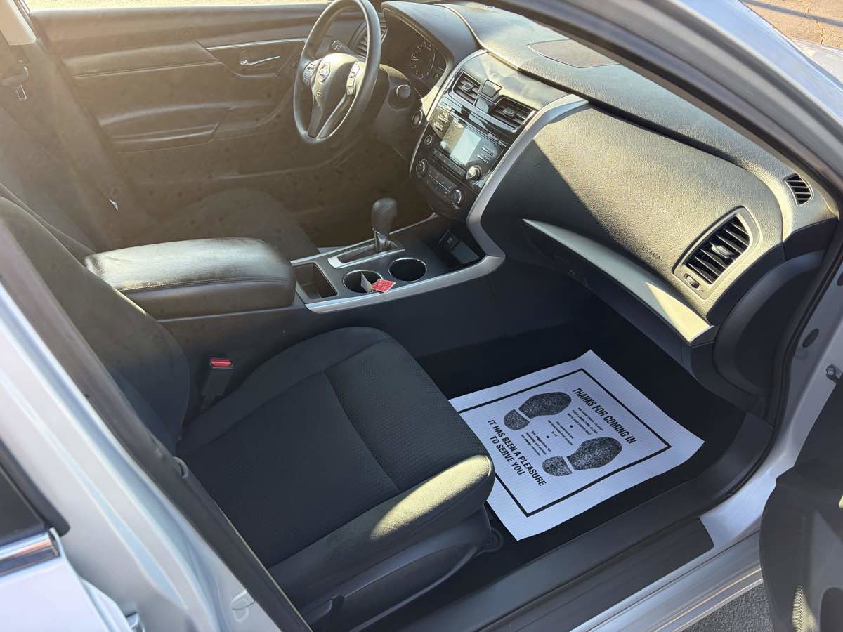 Used 2015 Nissan Altima 2.5 S w/ Special Edition Package FWD image 25
