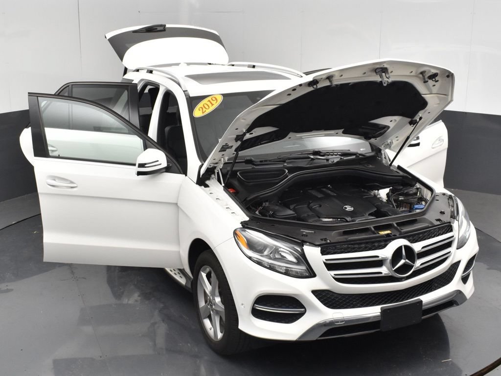 Used 2019 Mercedes-Benz GLE 400 4MATIC w/ Premium 1 Package image 32