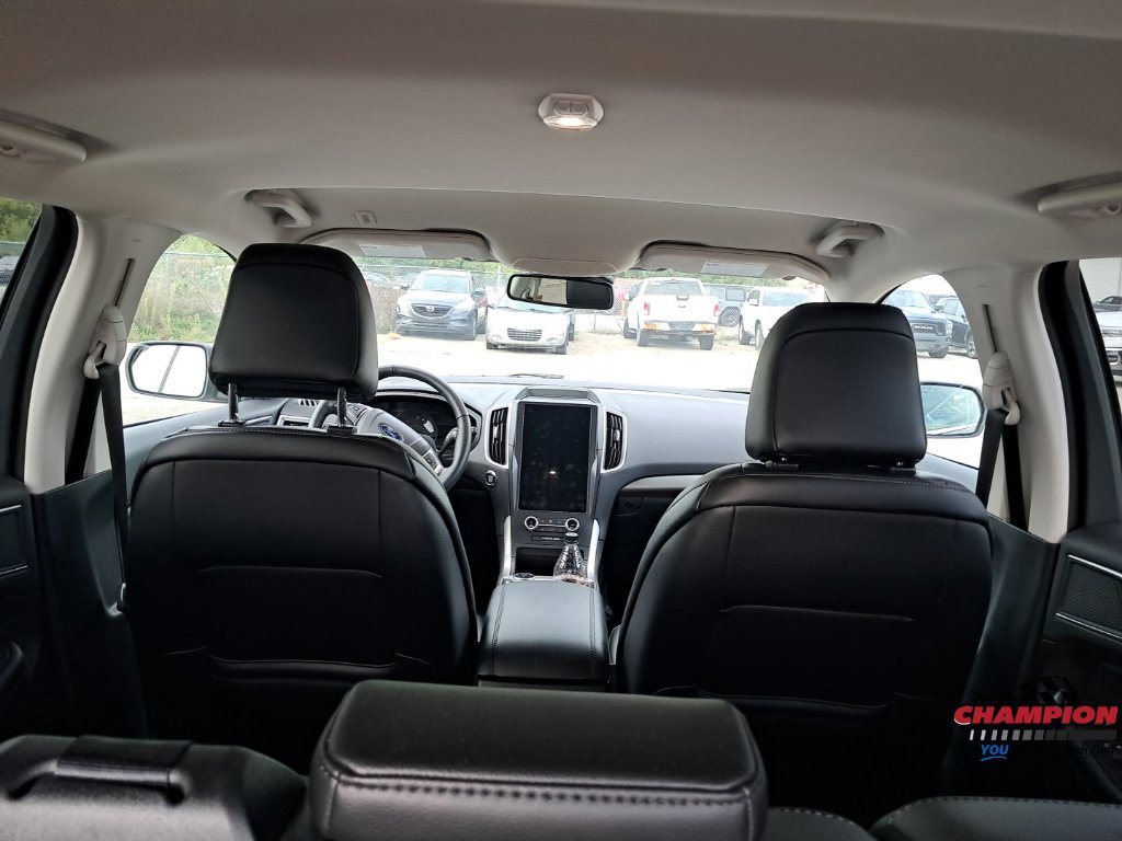 Used 2023 Ford Edge SEL AWD/4WD image 27