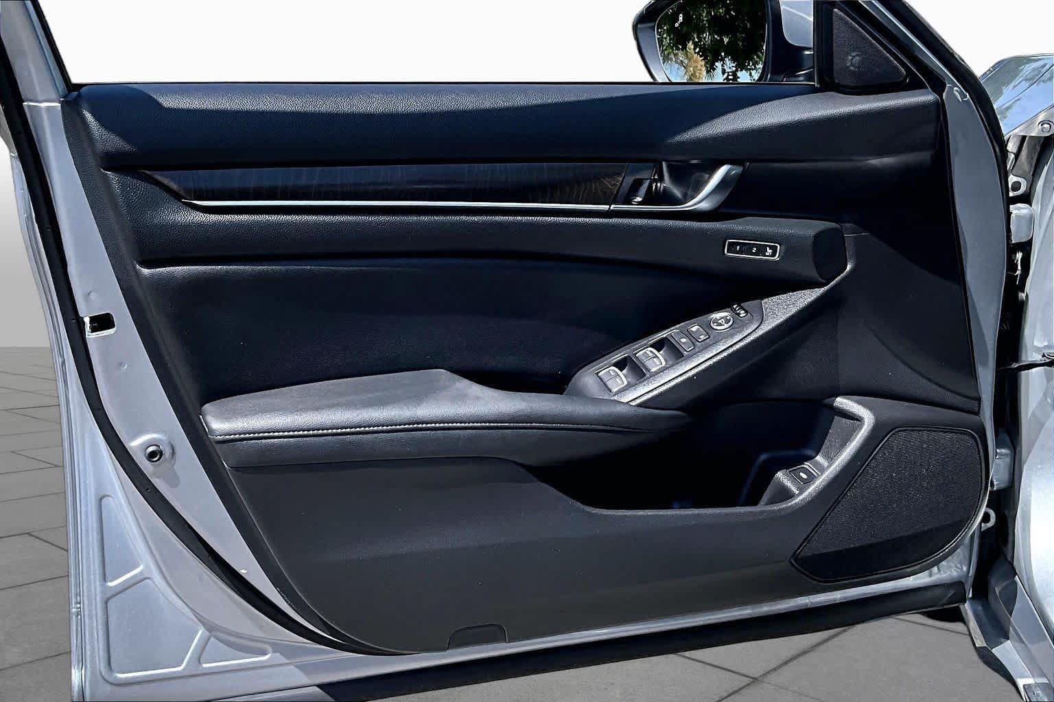 Certified 2019 Honda Accord EX-L image 22