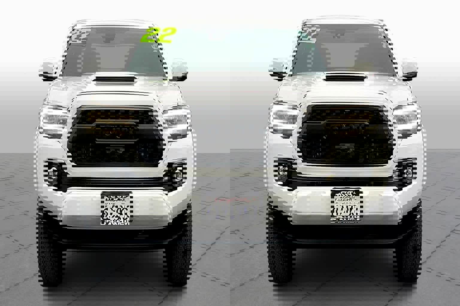 Used 2022 Toyota Tacoma TRD Sport image 3