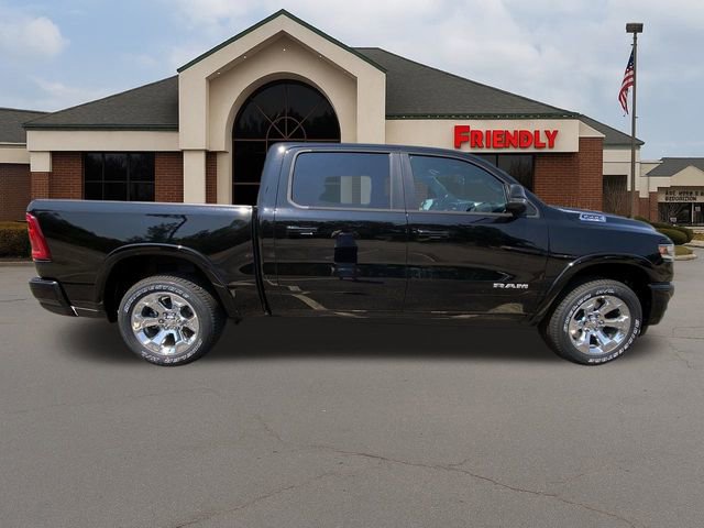 New 2025 RAM 1500 4x4 Crew Cab image 9