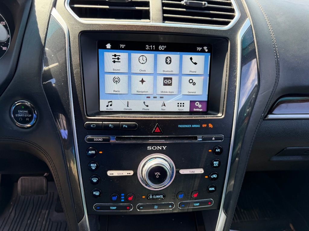 Used 2017 Ford Explorer Platinum AWD/4WD image 29