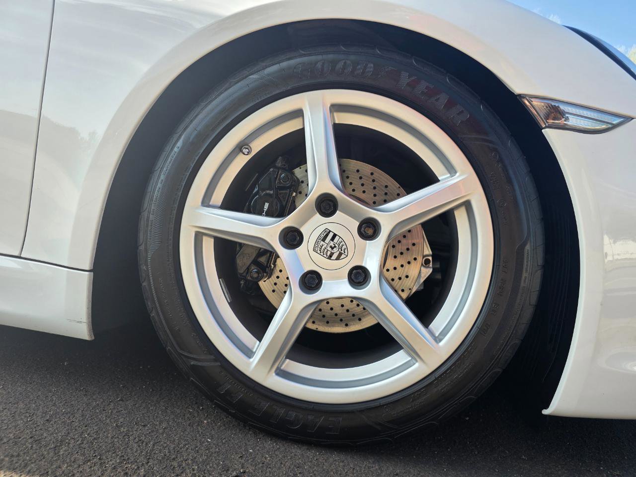 Used 2015 Porsche Boxster RWD image 39