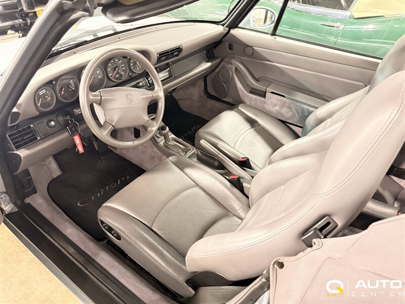 Used 1995 Porsche 911 Carrera RWD image 6