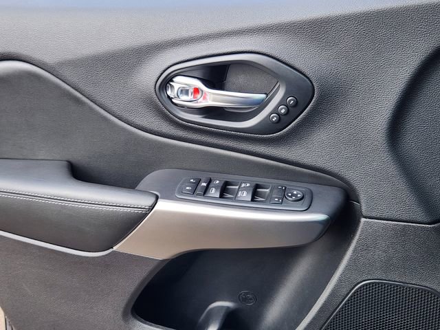 Used 2020 Jeep Cherokee High Altitude image 6