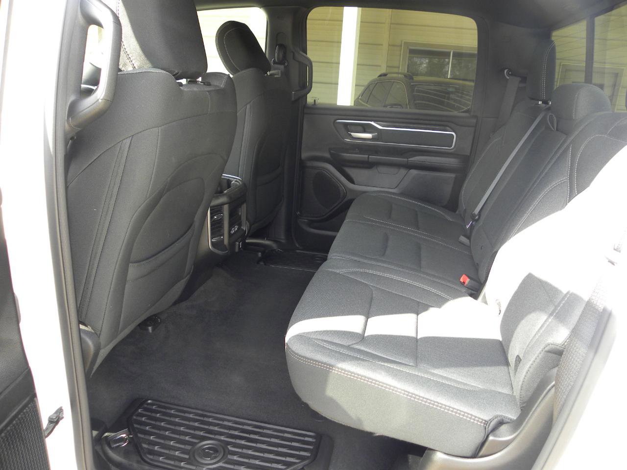 Used 2021 RAM 1500 Big Horn AWD/4WD image 17