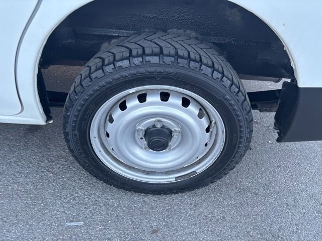 Used 2015 Nissan NV200 S w/ Cruise Control Package image 33