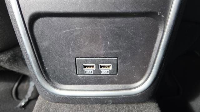 Used 2020 Dodge Charger SXT image 23