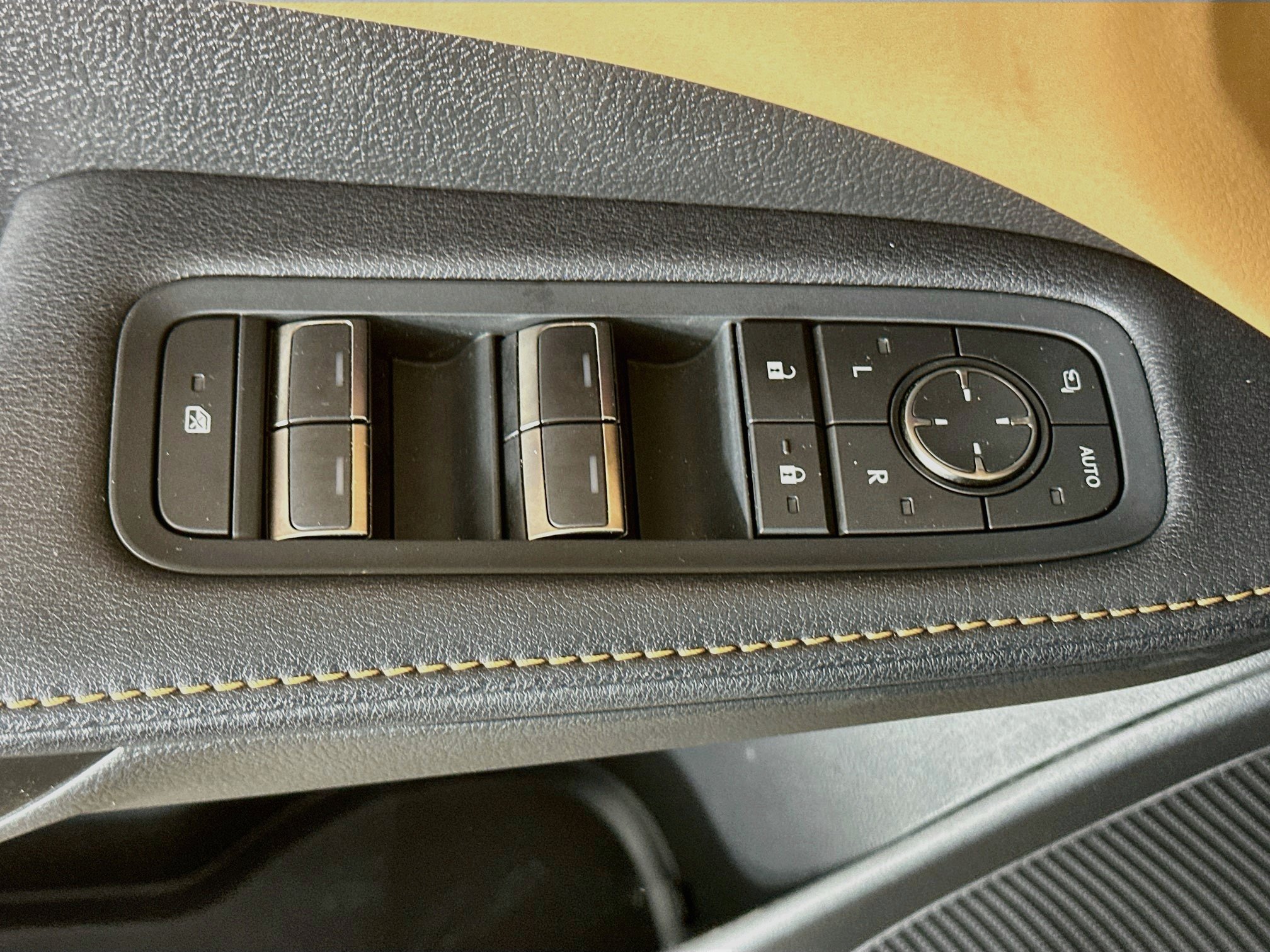 Used 2023 Lexus RX 350 Premium Plus w/ Accessory Package (Z1) FWD image 15