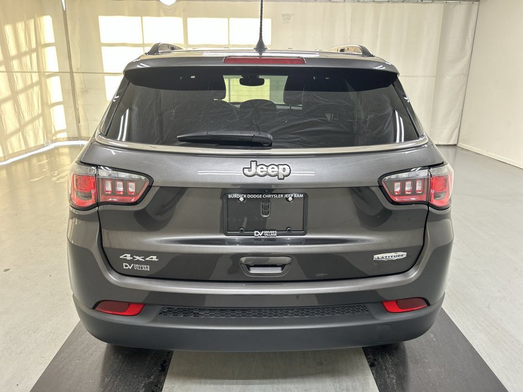 Used 2023 Jeep Compass Latitude w/ Convenience Group AWD/4WD image 20