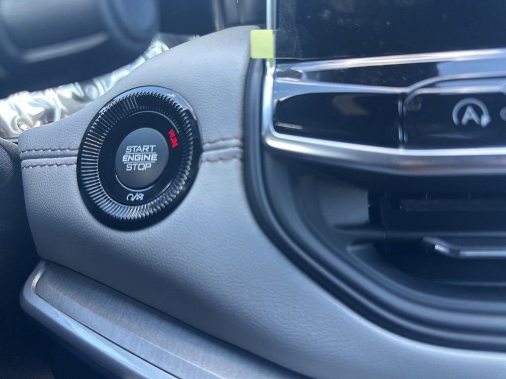 New 2026 Jeep Compass Limited w/ Sun, Sound & Navigation Group image 28