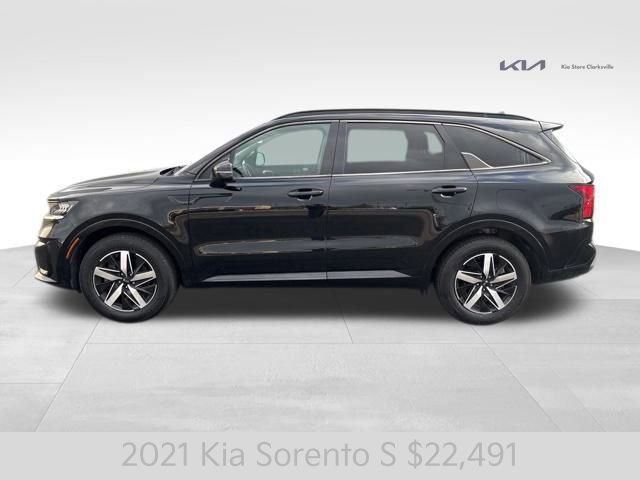 Certified 2021 Kia Sorento S w/ Panoramic Sunroof Package image 4