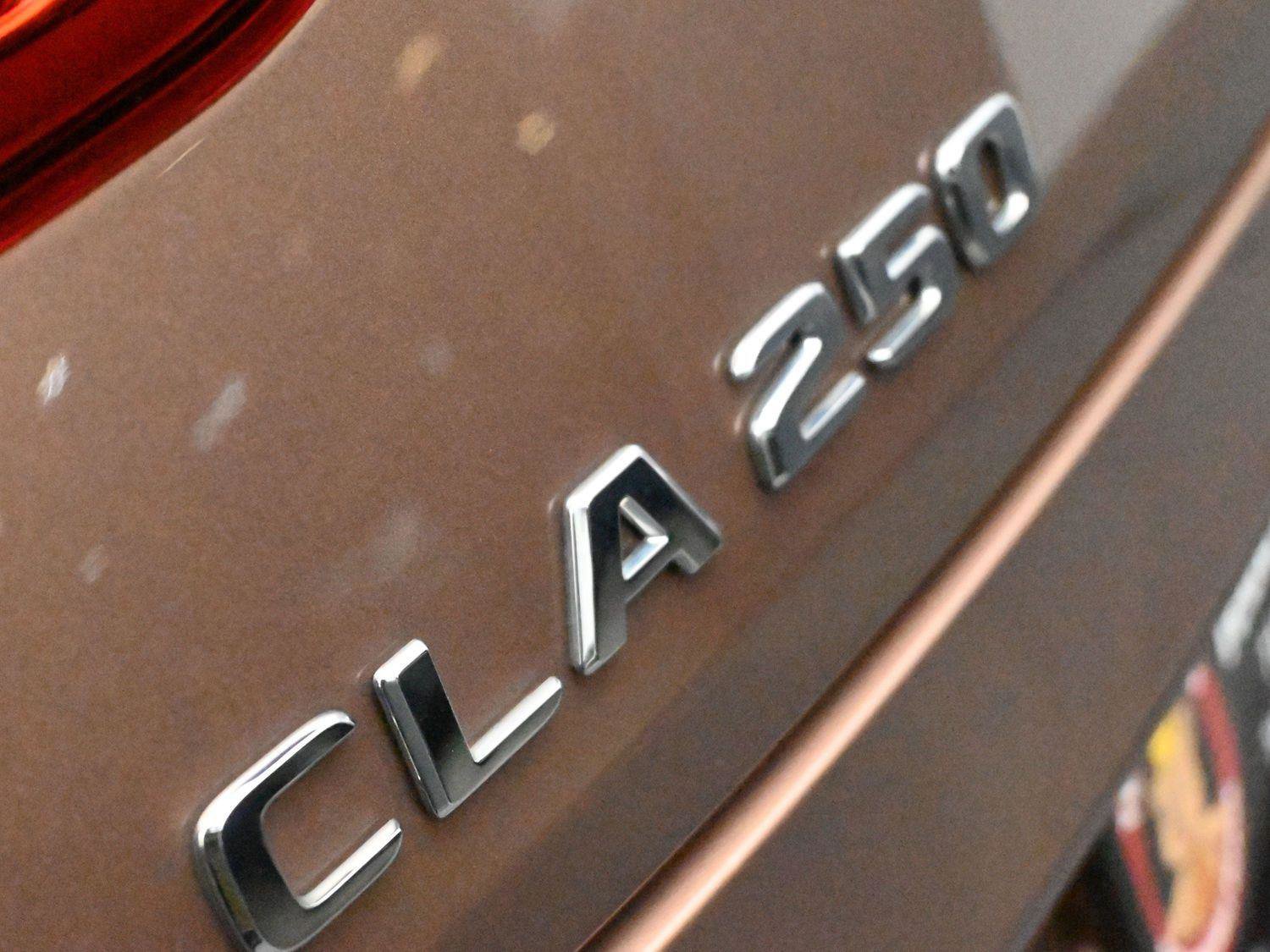 Used 2022 Mercedes-Benz CLA 250 4MATIC image 16