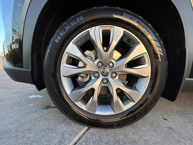 Used 2025 Toyota Grand Highlander AWD Hybrid image 37