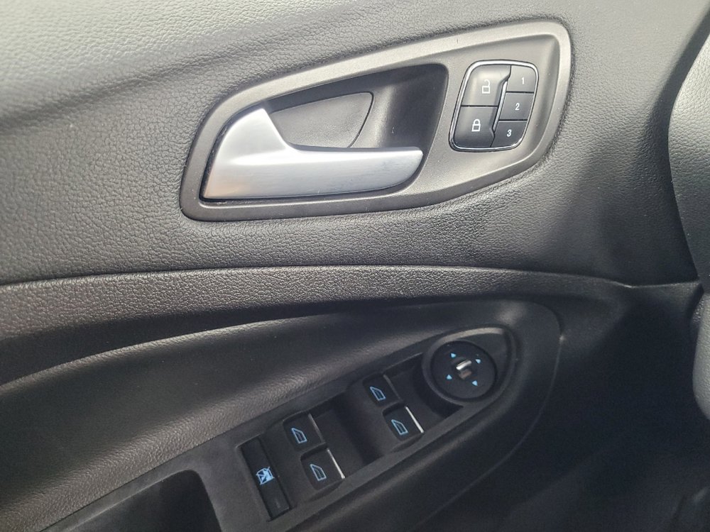 Used 2014 Ford Escape Titanium w/ Equipment Group 401A AWD/4WD image 27